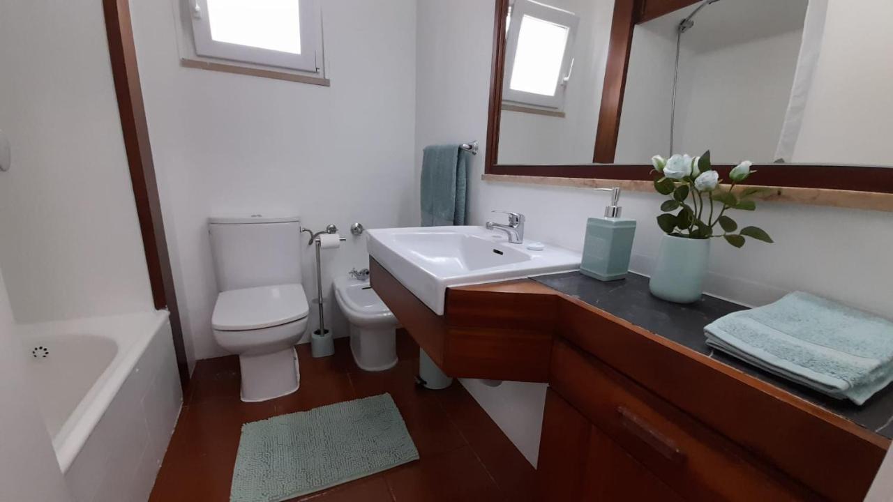 Carcavelos Surf Beach House מראה חיצוני תמונה