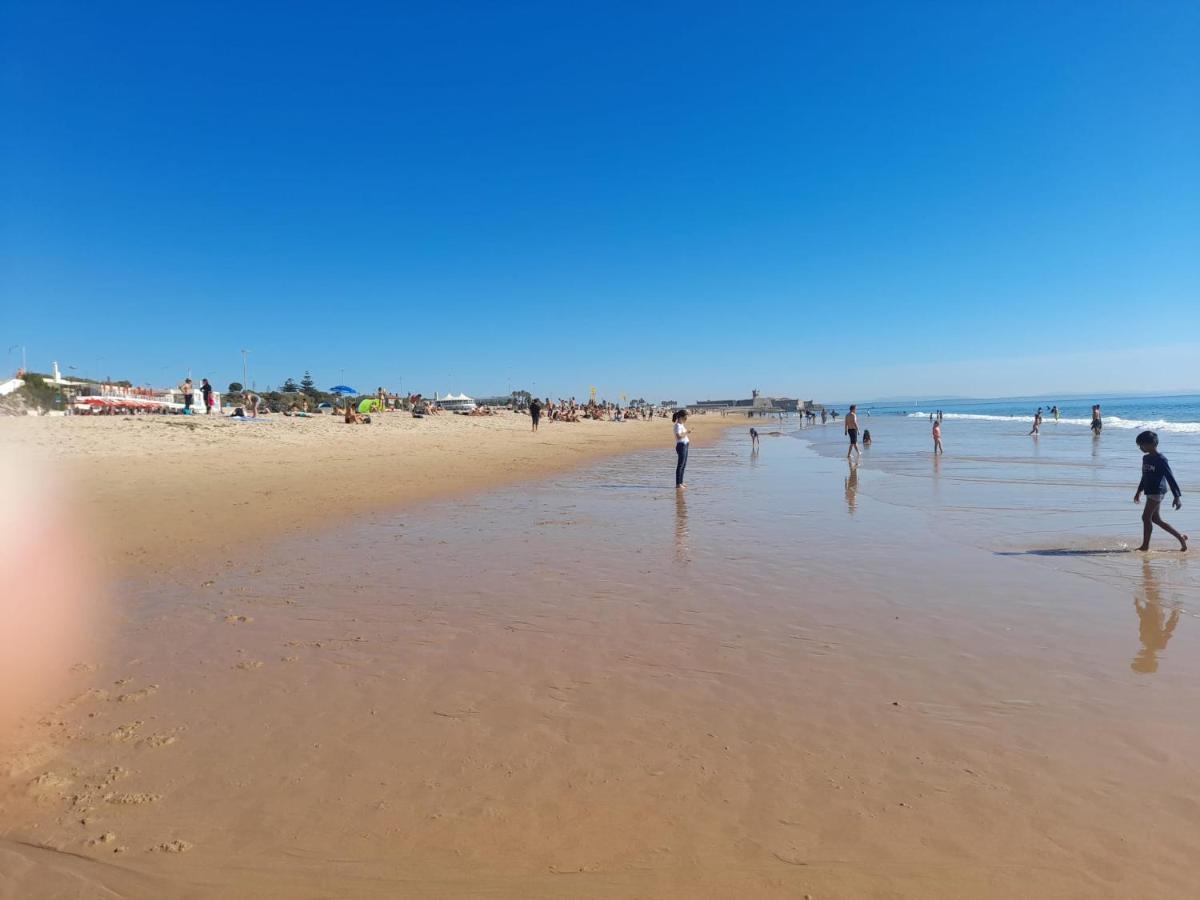 Carcavelos Surf Beach House מראה חיצוני תמונה